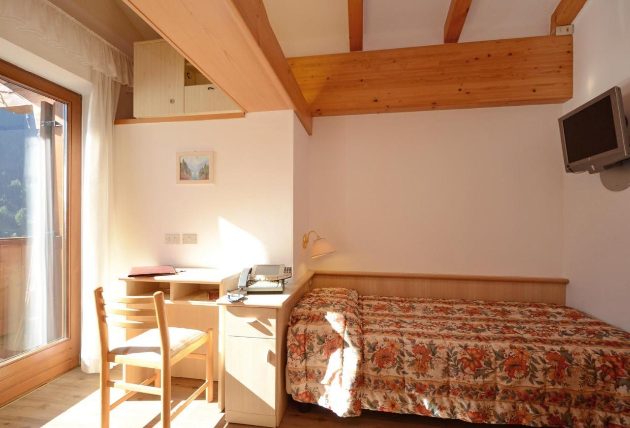Hotel La Soldanella Moena Cameră foto
